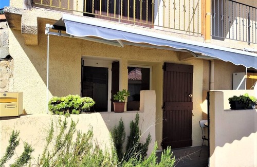 Vernet-les-Bains Apartment | Inviting Studio for Up to 3 Travelers - Pet & Child Friendly