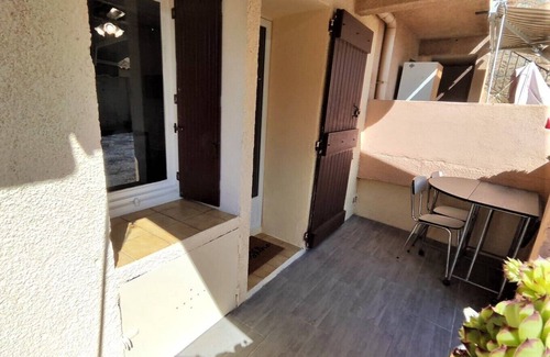 Vernet-les-Bains Apartment | Inviting Studio for Up to 3 Travelers - Pet & Child Friendly