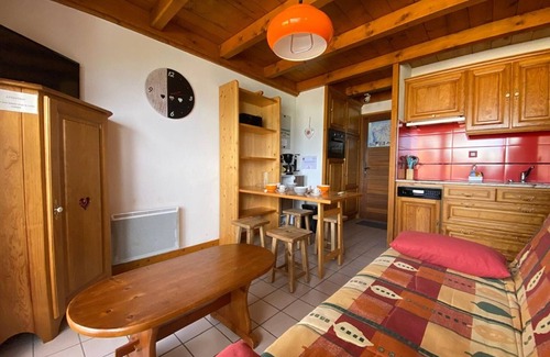 Crest-Voland Apartment | Cozy studio for 4, 100m from slopes