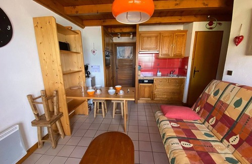 Crest-Voland Apartment | Cozy studio for 4, 100m from slopes