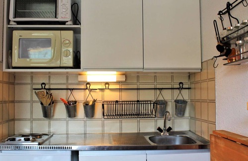 Risoul Apartment | Cozy studio for 4 in the heart of Risoul, close to shops and slopes