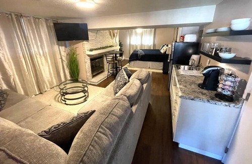 Ames Apartment | Charming Studio Guest Suite with Kitchen & Family-Friendly Vibes