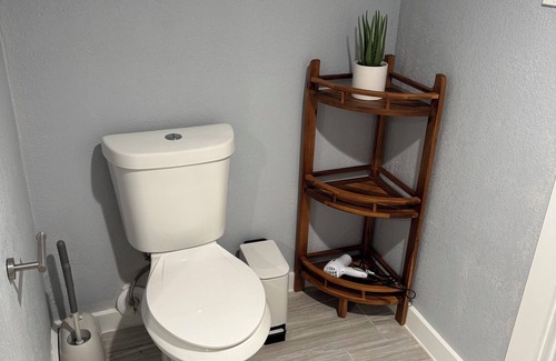 Dallas Apartment | Cozy studio in amazing Dallas with AC, WiFi