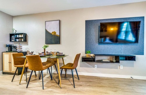 Allandale Apartment | Pet-Friendly Studio Near Downtown with Breakfast Included