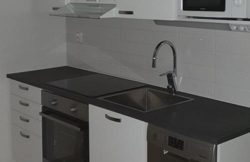 Lantinen District Apartment | Charming Studio in Espoo - Rated 9.2/10, Family Friendly
