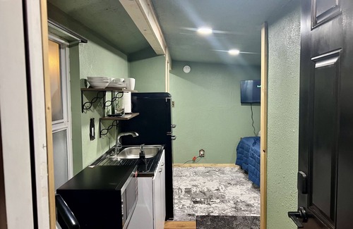 Southwest Bend Apartment | Charming Studio in SW Bend Near Old Mill & Mt Bachelor