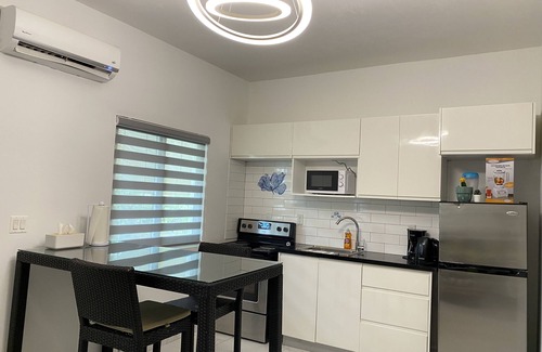Venetian Road Settlement Apartment | Inviting Studio Stay in the Heart of Venice | Child Friendly