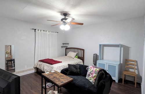 Yuba City Apartment | Cozy studio in Yuba City with AC, WiFi