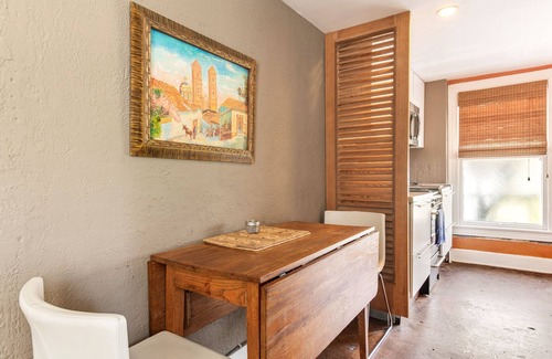 Zilker House | Inviting Studio Near Barton Springs and Downtown