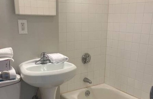 Prudential - St. Botolph Apartment | Cozy Studio near Prudential Ctr
