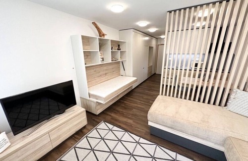 Kranjska Gora Apartment | Inviting Studio with Mountain Views - Child Friendly Stay