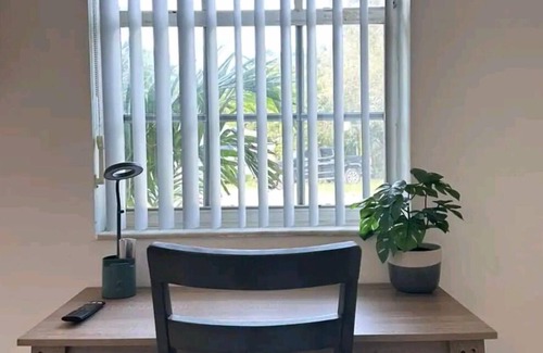Ojus House | Inviting Room in Aventura with Spa and Pet-Friendly Perks