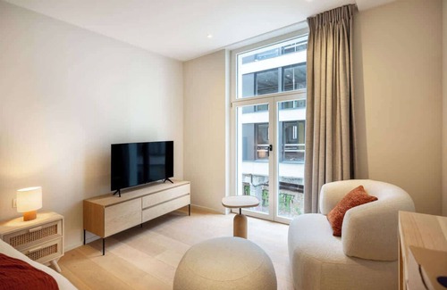 Ghent City Centre Apartment | Cozy Studio Retreat in Heart of Ghent