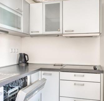 Zabehlice Apartment | Cozy Studio Retreat near Botiče Meanders