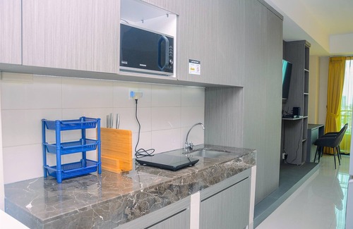Mampang Prapatan Apartment | Inviting Studio Room at Nine Residence Apartment with Pool
