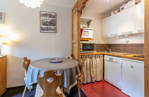 Val-d'Isere Apartment | Cozy Studio Val-d'Isère for 4: Pet Friendly & Accessible