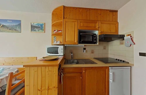 Le Grand-Bornand Apartment | Cozy Studio Flat at Apartment Le Grand-Bornand for 4