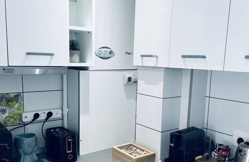 Centrul Nou Apartment | Cozy studio with AC and WiFi in beautiful Brasov!