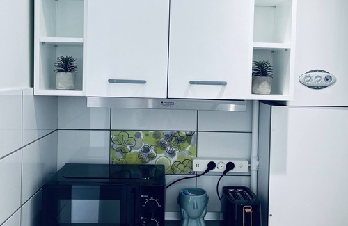 Centrul Nou Apartment | Cozy studio with AC and WiFi in beautiful Brasov!