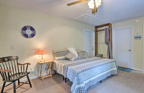 Beaufort Apartment | Cozy Studio with Yard, Close to Downtown Beaufort!