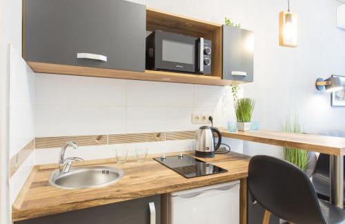 Petrovskoye Apartment | Inviting Studio at Yaroslavska 21 - Rated 9/10 by Guests