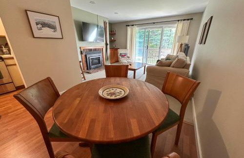 Warren Apartment | Cozy Sugarbush Getaway