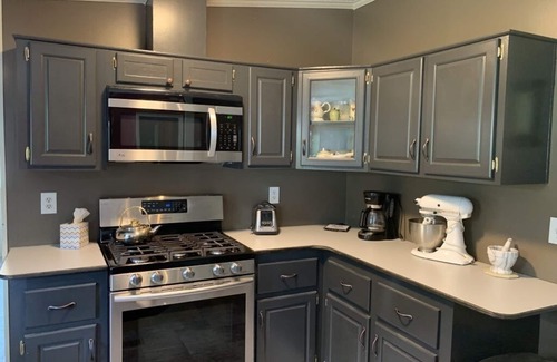 Hoosick Falls House | Charming Ski Retreat with Pet Yard Near Top Slopes