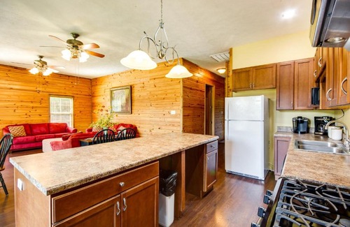Summit House | Pet-Friendly Summit Cabin Near Scenic Trails and Pond