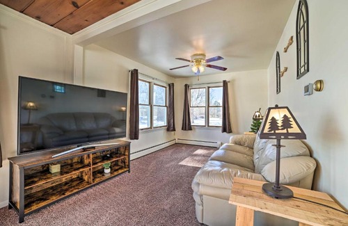 Tawas City House | Inviting Tawas City Home with Lake Huron Views