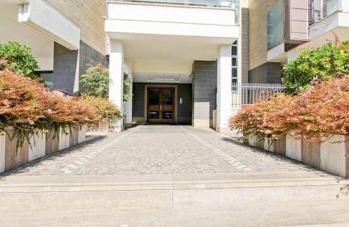 Garbatella Apartment | Charming Terrace Apartment Near Eataly and Metro Piramide