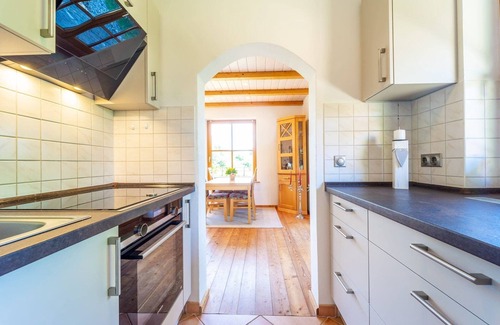 Klocksdorf House | Charming Lakeview House - Steps from Röggeliner Lake