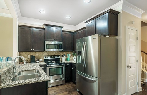 Normal House | Comfy 3-Bedroom Retreat Near MidCity and Orion Amphitheatre
