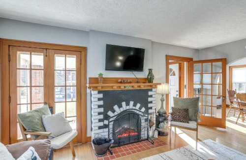 Tiffin House | Inviting Tiffin House: Private Pool & One Mile to Town