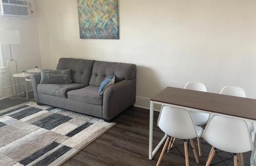 Tower District Apartment | Cozy Tower Hideaway