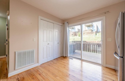 Christiansburg House | Inviting Townhome in Christiansburg, Minutes from Virginia Tech