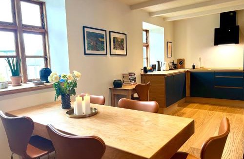 Sydrugota House | Charming Oceanfront Home in Syðrugøta with Great Reviews