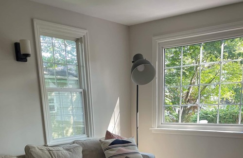 Bedford House | Cozy tranquil retreat in the heart of Bedford (pet friendly)