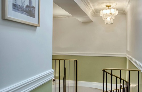 11th Arrondissement Apartment | Inviting 6BR Triplex with Air Conditioning and Breakfast