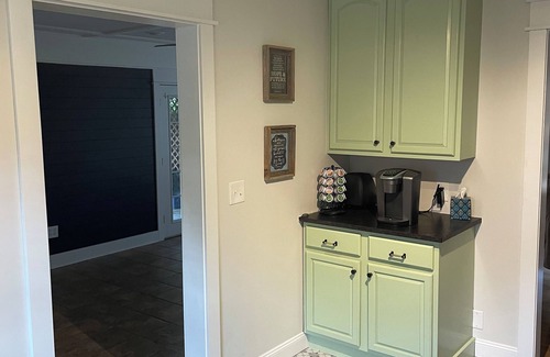 Starkville House | Inviting Two-Bedroom Home with Large Covered Deck