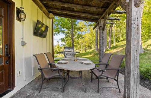 Rushville House | Inviting Two Bedroom Retreat on Canandaigua Lake