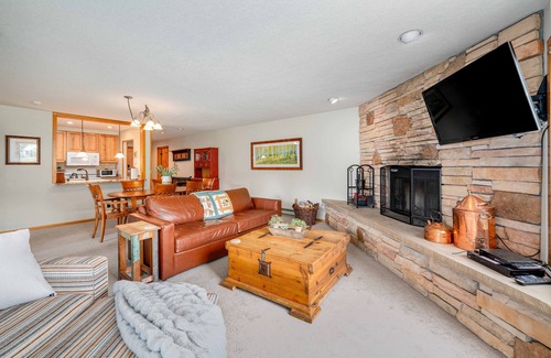 Lakeside Village Condo | Updated Condo with Lake Views and Ski Shuttle Access