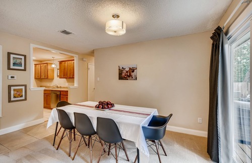 Quail Hollow House | Guest Rated 10/10: Updated Home with Fun Amenities Near DT