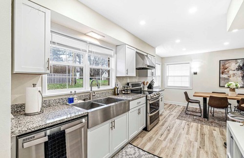 Indianapolis House | Cozy Updated Home on Indy's Southside