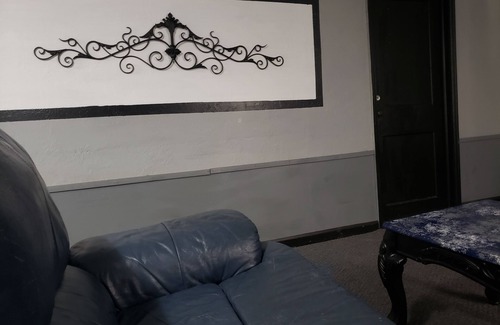 Pipestone House | Inviting Upper Apartment at Hiawatha House Near Pipestone