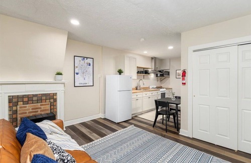 Merion Village Apartment | Cozy Urban Studio Getaway!