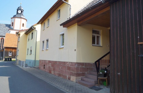 Unterweid Apartment | Inviting Vacation Home with Kitchen for Up to 5 Guests