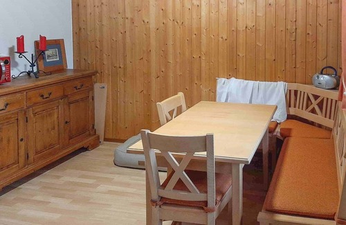 Ruhstorf Apartment | Charming Garden Retreat: Peaceful Apartment with Terrace