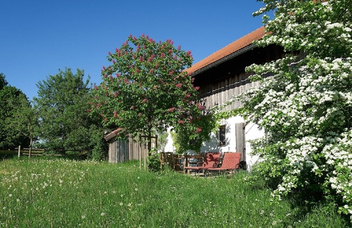 Hebertsfelden Apartment | Inviting Vacation Apartment with Ocean View and Terrace