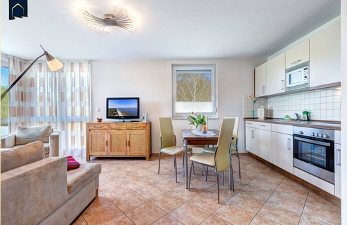 Ueckeritz Apartment | Cozy vacation apartment with balcony - close to the beach & family-friendly