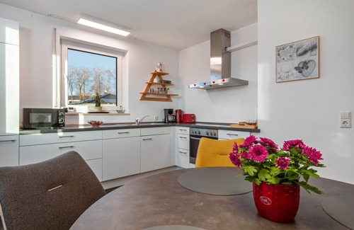 Lindau Apartment | Inviting Hotz Vacation Apartment Near Golf Club with Views